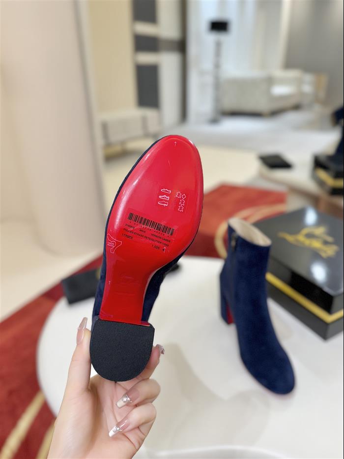 2025112818816963 380